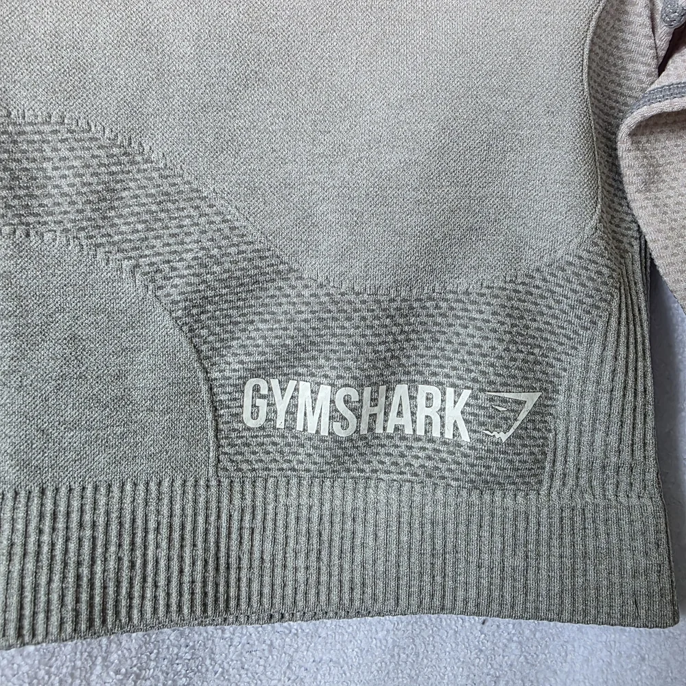 🧡 Long Sleeve Gym Top - Picture 4 of 6